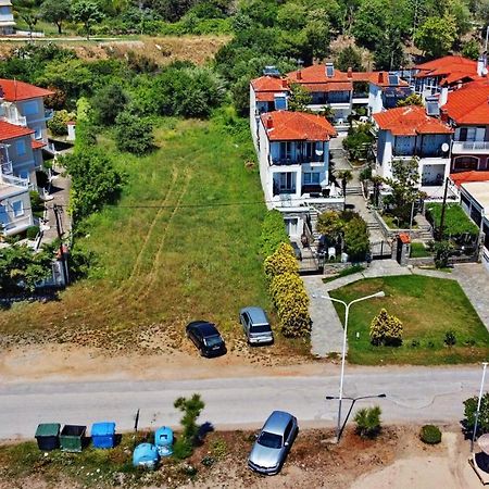 Beach Front Villa Nea Kallikrateia ภายนอก รูปภาพ