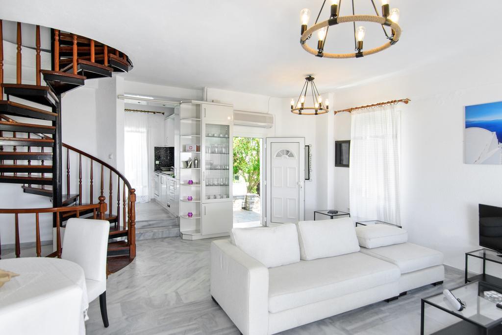 Beach Front Villa Nea Kallikrateia ภายนอก รูปภาพ