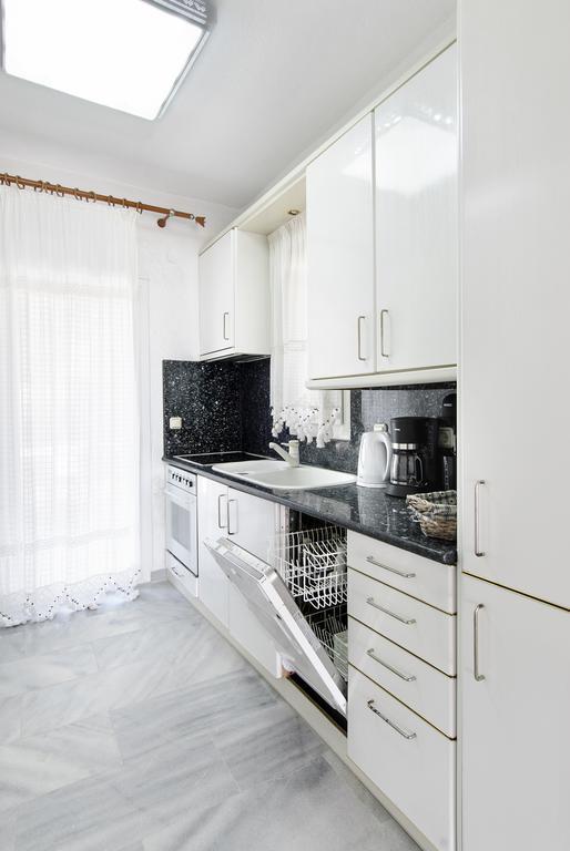 Beach Front Villa Nea Kallikrateia ภายนอก รูปภาพ